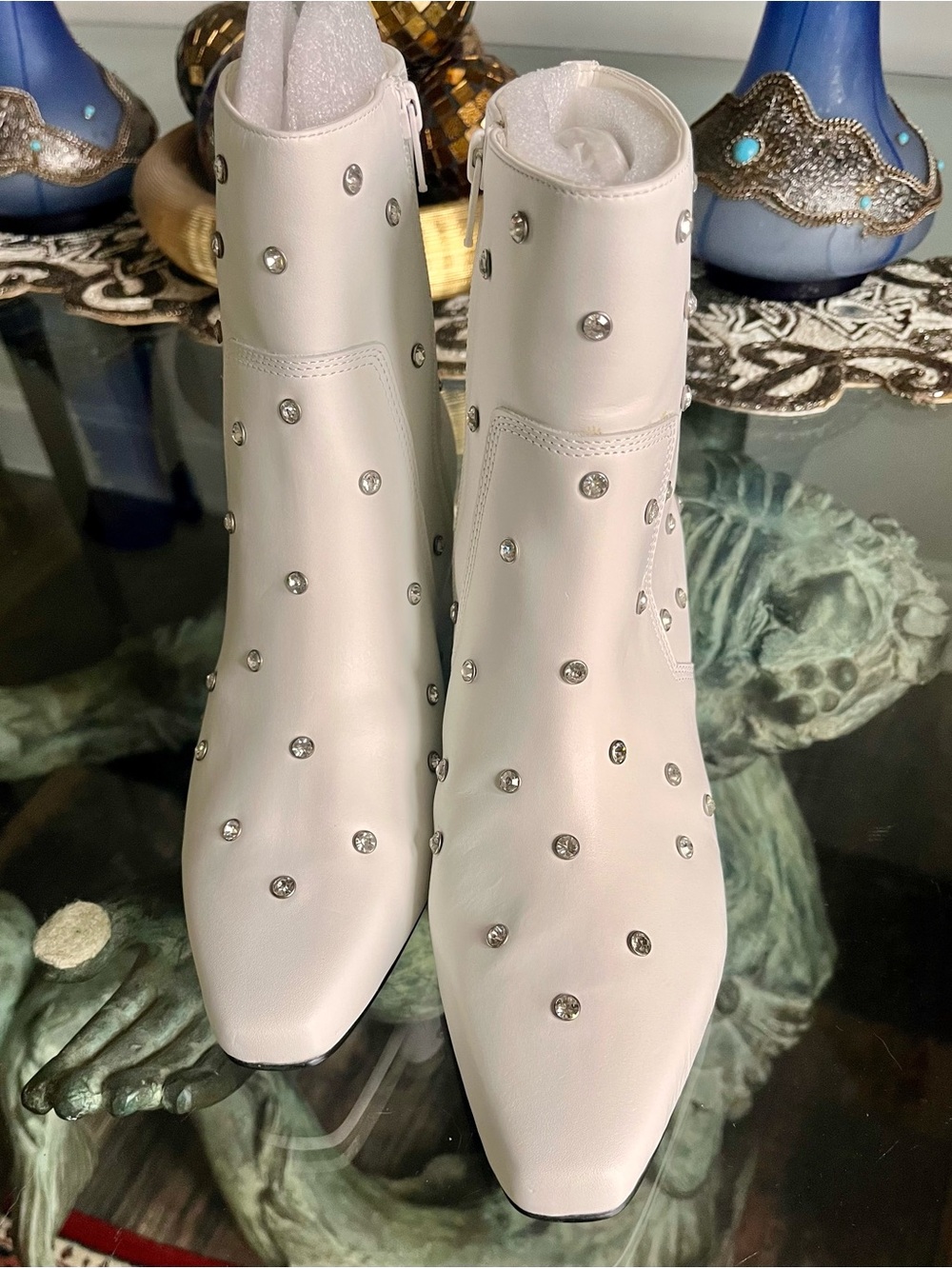 Gianni Bini Studded White Women's Ankle Boots Size 9
